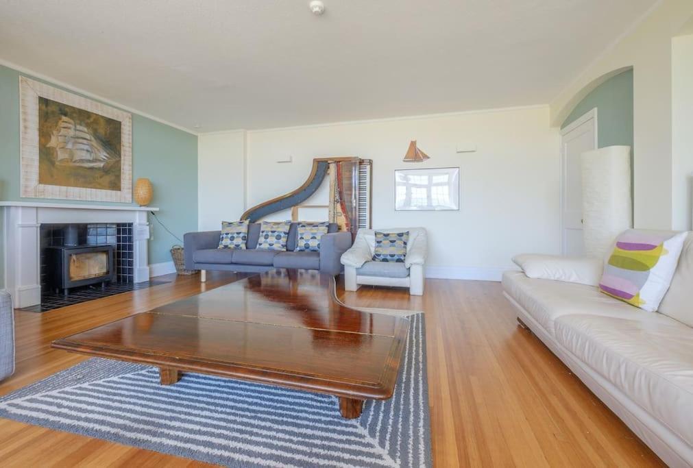 Vila The Beach House-Devon- On The Beach- Sleeps 20 Exmouth Exteriér fotografie