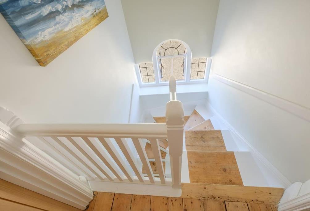 Vila The Beach House-Devon- On The Beach- Sleeps 20 Exmouth Exteriér fotografie