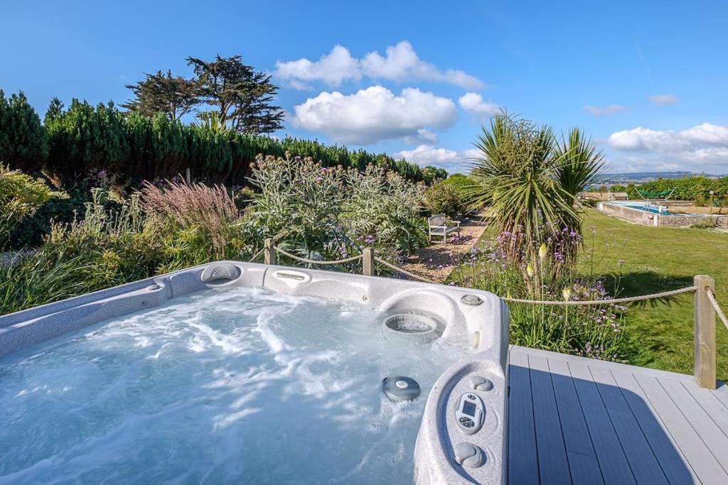 Vila The Beach House-Devon- On The Beach- Sleeps 20 Exmouth Exteriér fotografie